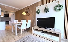 Apartamenty Bryza - Osiedle Debina - Centrum